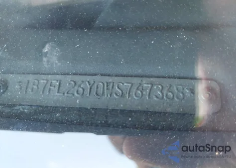 1998 Dodge Dakota Slt/Sport z USA, uszkodzony, nr VIN 1B7FL26Y0WS767368